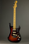 Fender American Professional II Stratocaster®, Maple Fingerboard, 3-Color Sunburst New