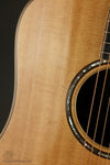 2014 Taylor Guitars 810e Steel String Acoustic Guitar Used