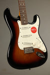 Squier Classic Vibe '60s Stratocaster®, Laurel Fingerboard, 3-Color Sunburst - New