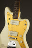 Squier J Mascis Jazzmaster®, Laurel Fingerboard, Gold Anodized Pickguard, Vintage White - New