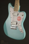 Squier Mini Jazzmaster® HH, Maple Fingerboard, White Pickguard, Daphne Blue - New