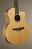 Taylor Guitars 214ce-N Nylon String Acoustic Guitar - New