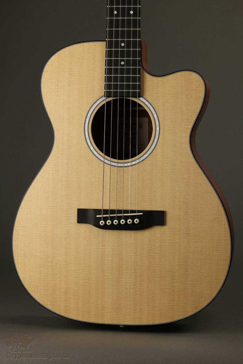 Martin 000CJR-10E Acoustic Electric Guitar New – Gryphon Strings